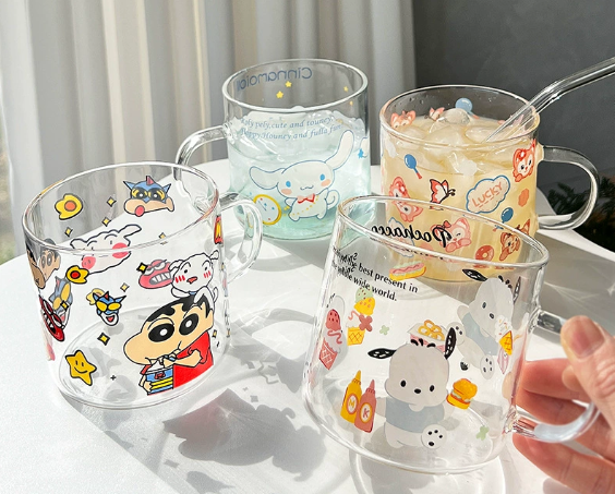 Decorative borosilicate water cup